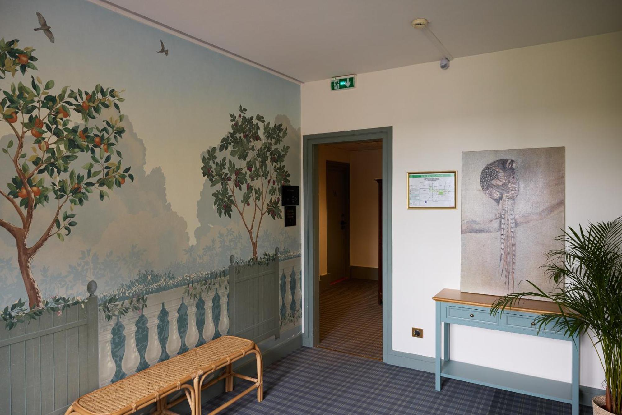 Hotel Marguerite Orleans Bagian luar foto